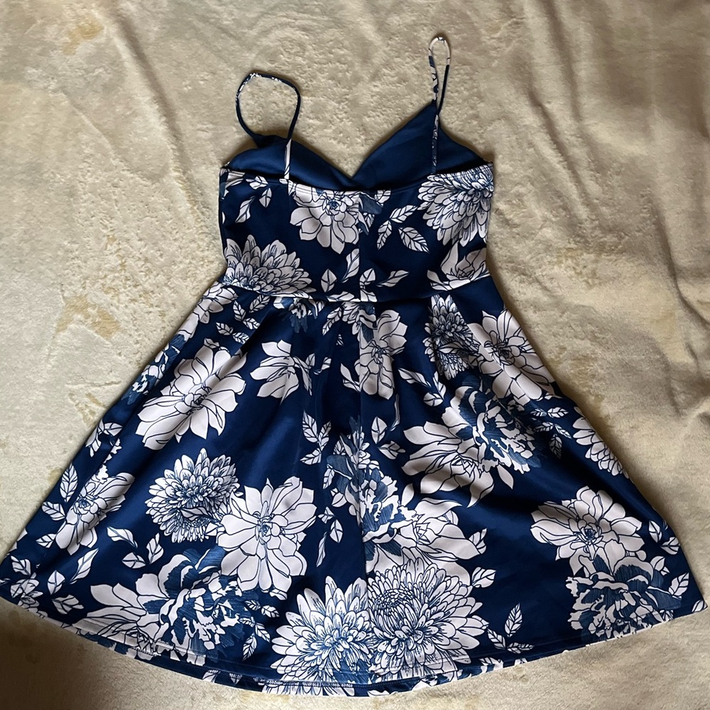 Blue Dress - Picture 7 of 7